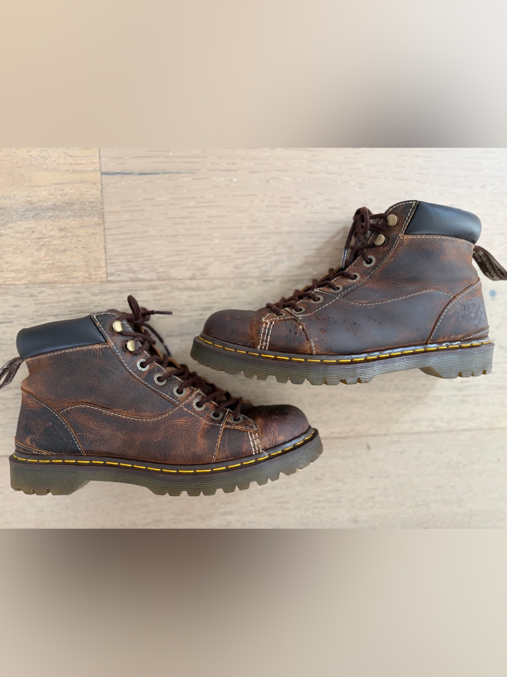 Dr. Martens Men's Alderton Brown Leather Lace-Up Rugged Work Boots 11